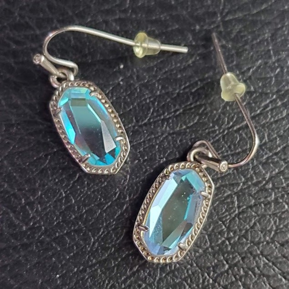 Kendra Scott Lee Silver Drop Earrings Iridescent Blue Dichroic Glass Dangle - Picture 3 of 5